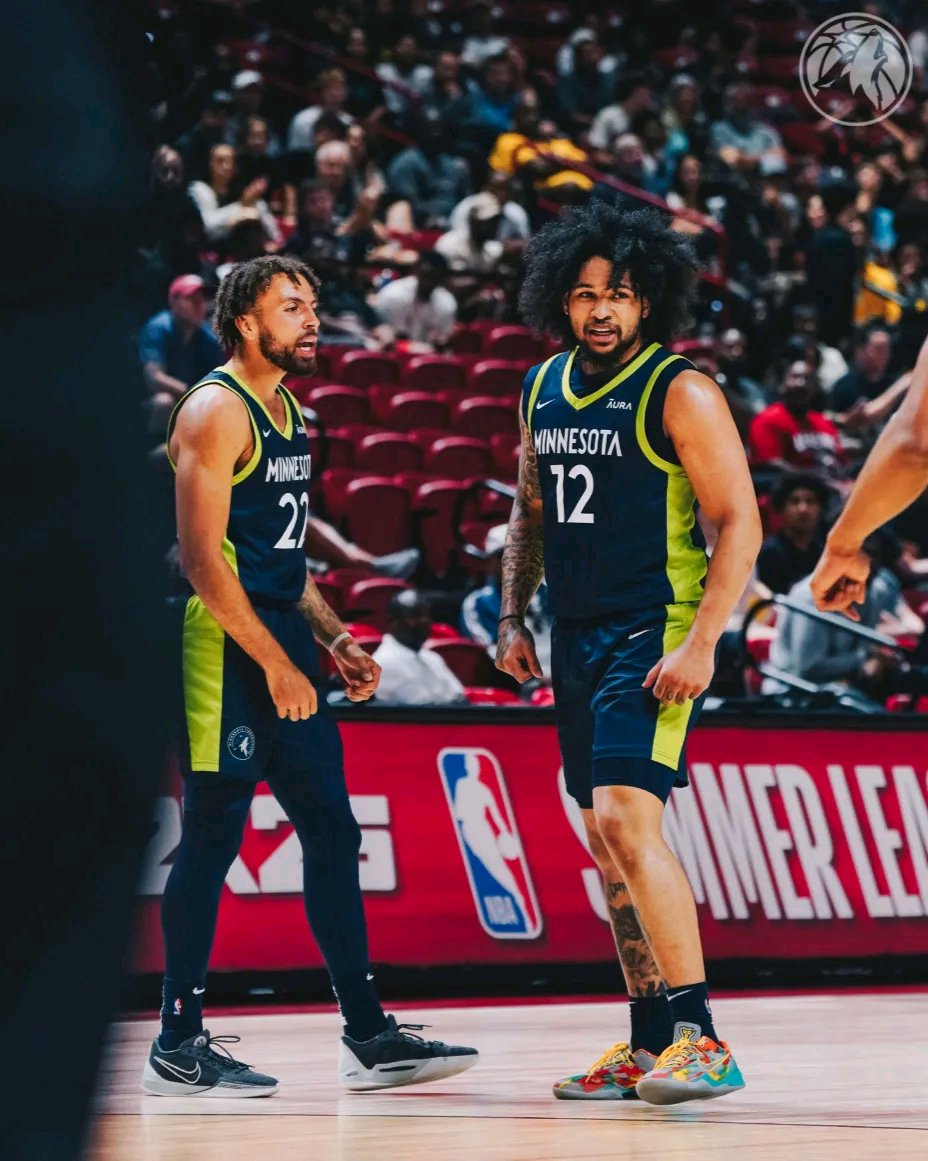 SPORTS首页-包含休斯敦火箭围绕欧超杯绝杀压哨孟菲斯灰熊围绕欧篮联止住颓势，萨克拉门托国王队长鼓劲备战亚冠瞬间刷屏的词条